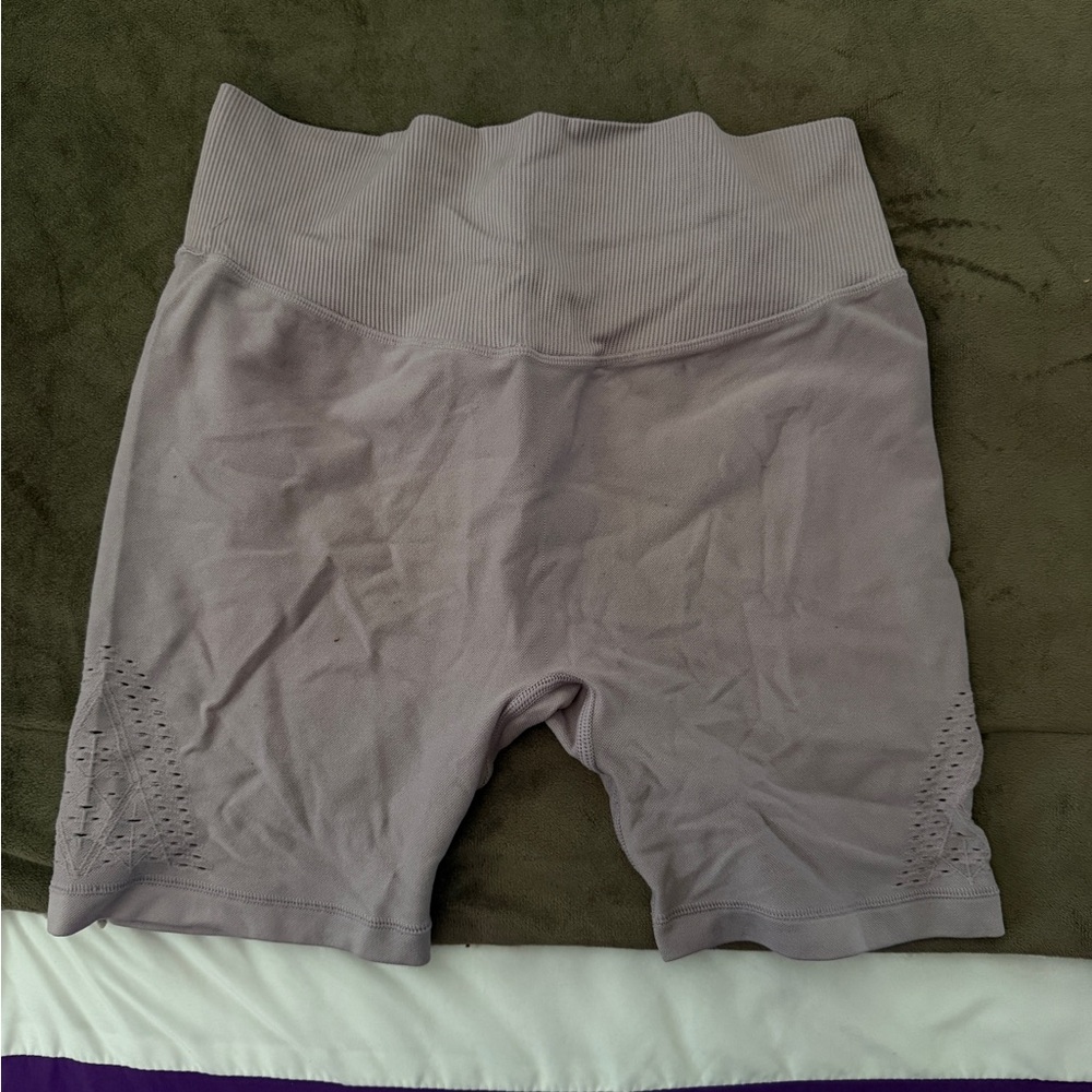 PINK Victoria's Secret Ribbed Waist Bike Shorts in Soft Purple